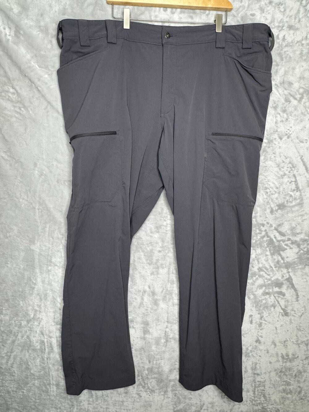 Duluth Flexpedition Pants Mens 46*34 Gray Relaxed Fit Stretch Pockets Outdoor